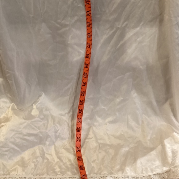 Vintage Vanity Fair slip/nightgown/slip dress - Picture 7 of 8